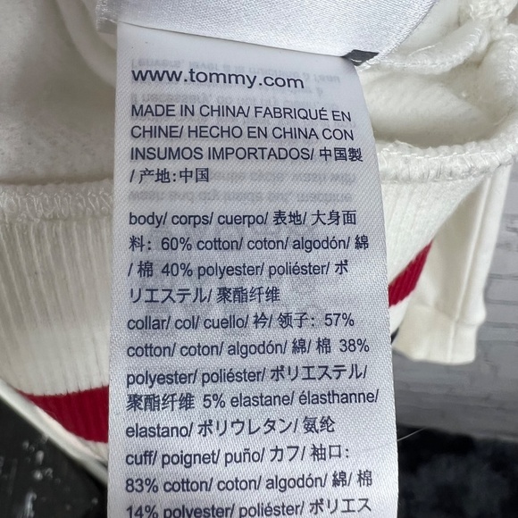 |•TOMMY HILFIGER•| WhiteV-Neck Overized Cropped Sweatshirt Size XS - Picture 11 of 16